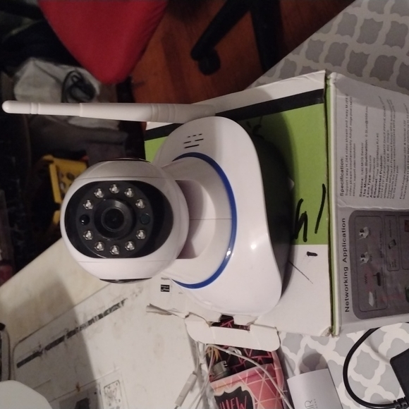 Wifi camera - Picture 2 of 3
